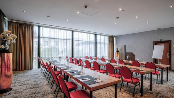 Le Salon Mean Van Der Valk Van Der Valk Hotel Selys Liege